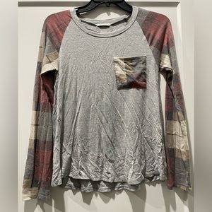 Pocket and patchwork long sleeve boutique top